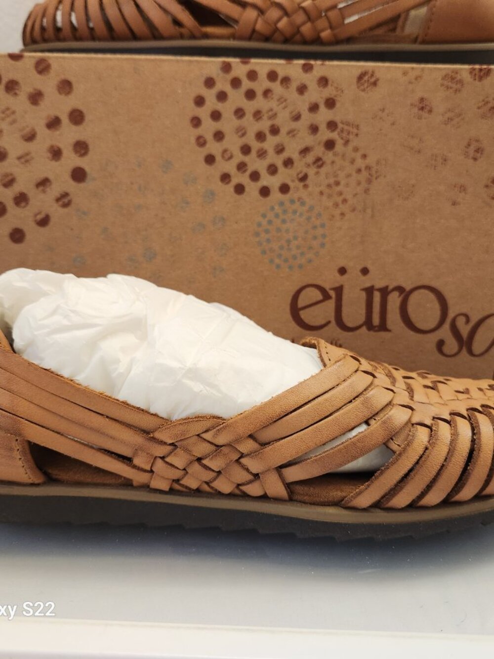 Eurosoft Ranie Huarache Flats. Leather. NIB. Size 7